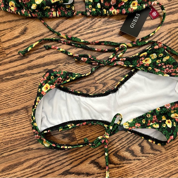 Guess NWT medium green floral triangle string bikini - Picture 4 of 7